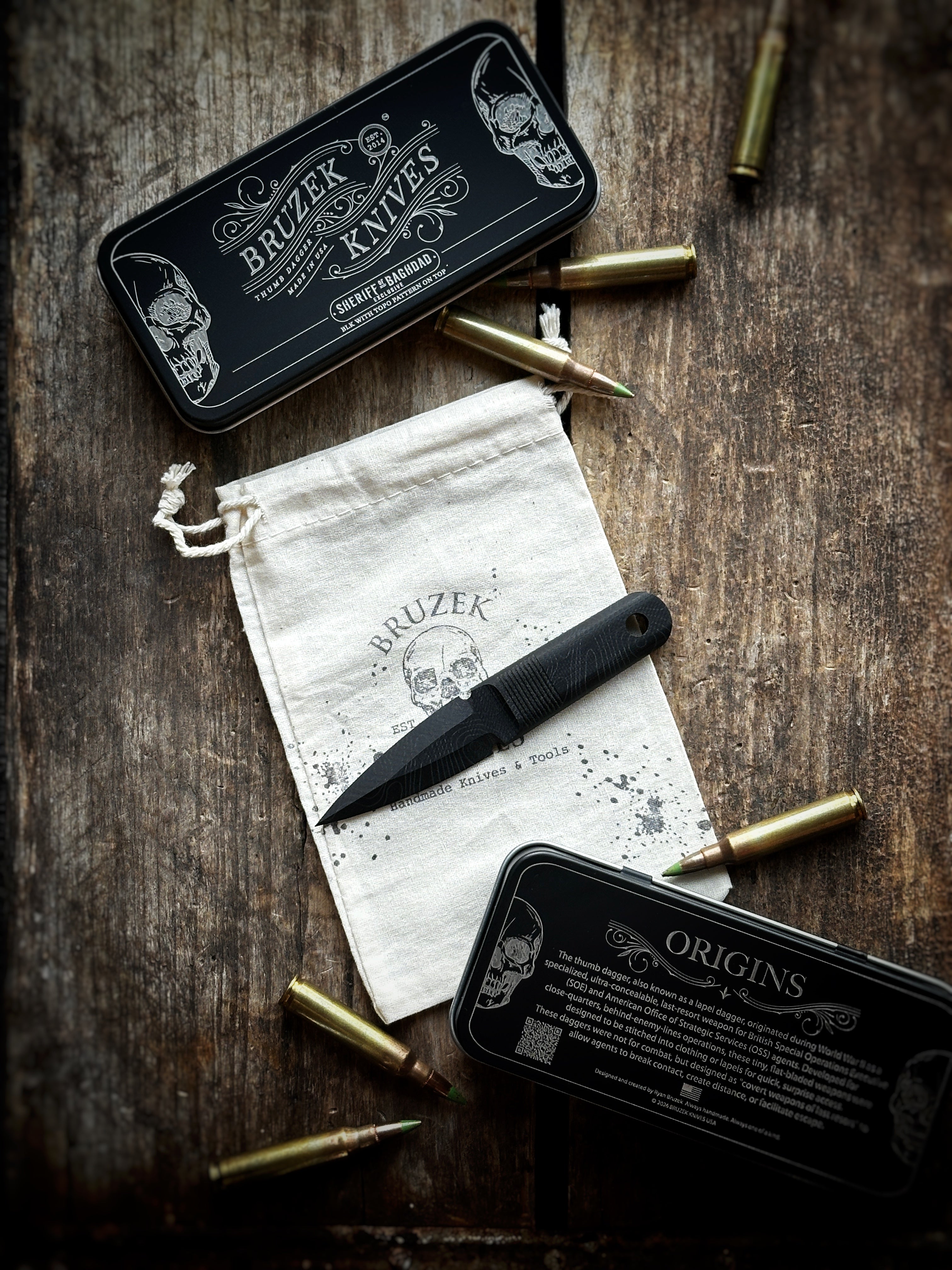 Black G10 (TOPO on top and bottom) - Thumb Dagger Version 1