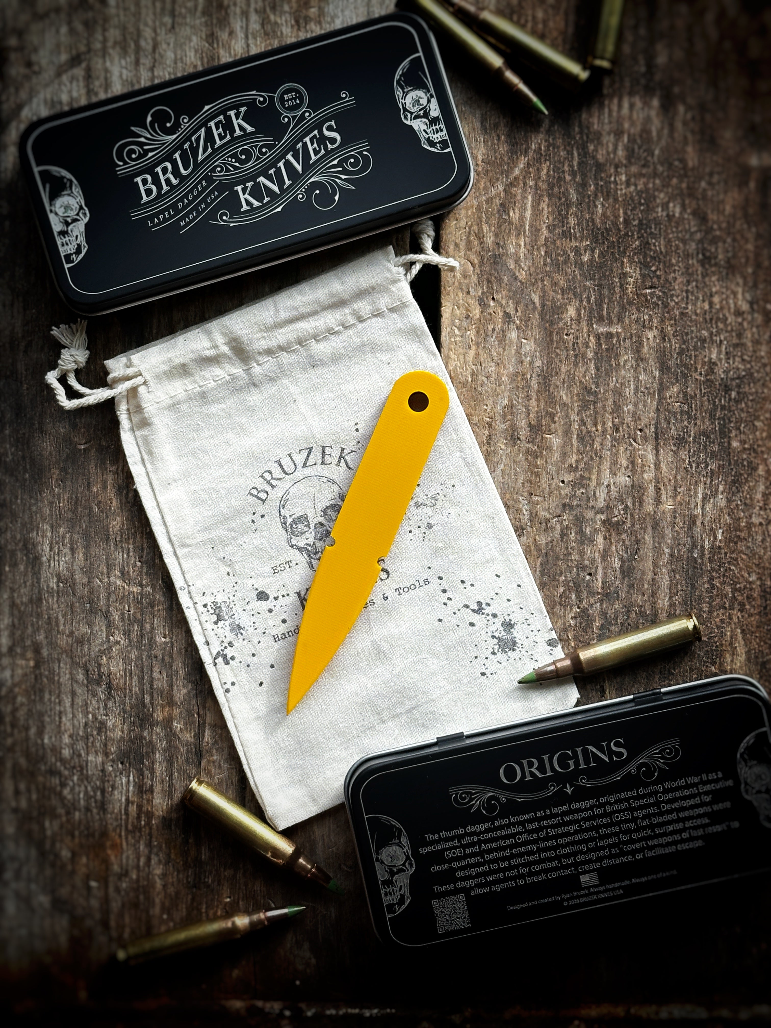 G10 Retro TRD (Black on top)  Thumb Dagger - Version 1