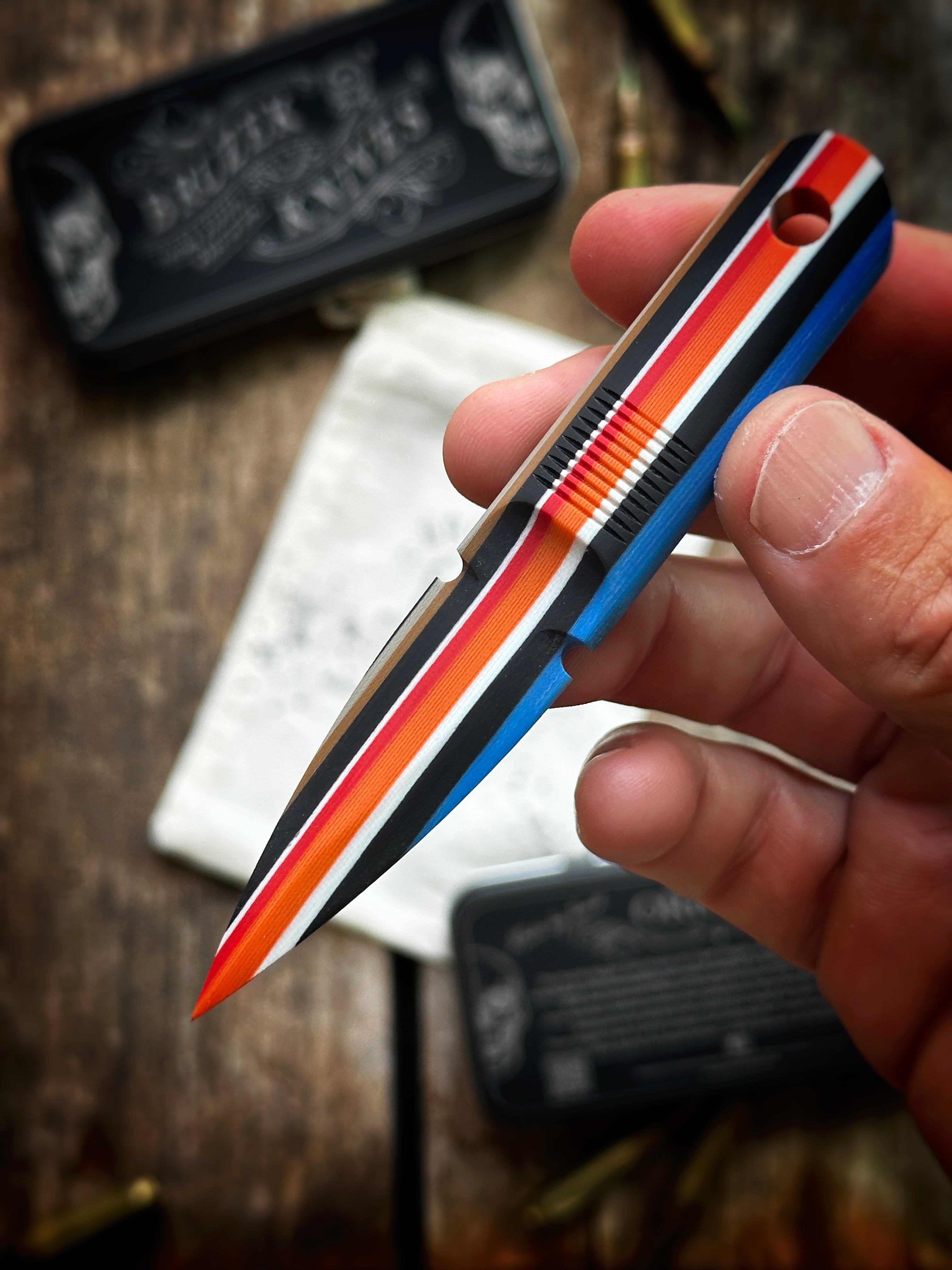 Mexican Blanket G10 Pattern 2 - Thumb Dagger Version 1