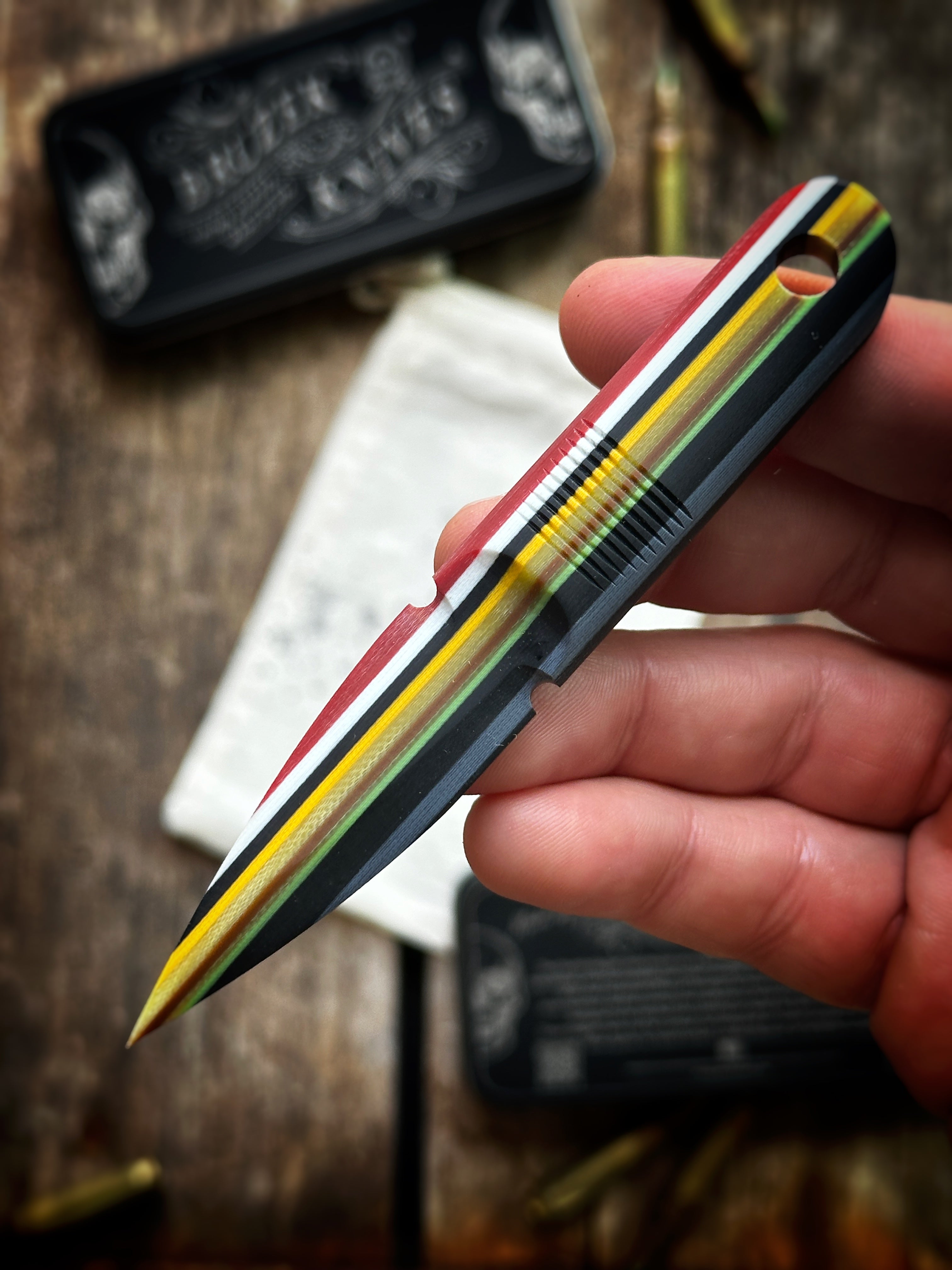 Mexican Blanket G10 Pattern 1 - Thumb Dagger Version 1