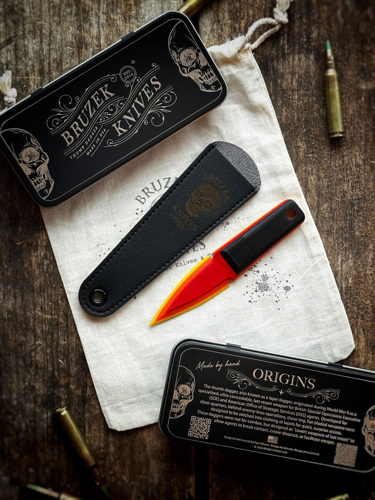 Retro TRD (Black on top) G10 - Thumb Dagger Version 2